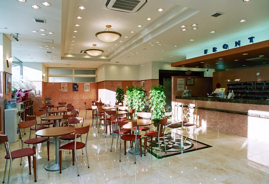 Toyoko Inn Tokushima Eki Bizan Guchi Exterior photo